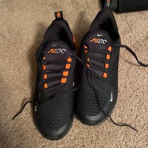 ***SOLD DO NOT BUY Nike AirMax 270